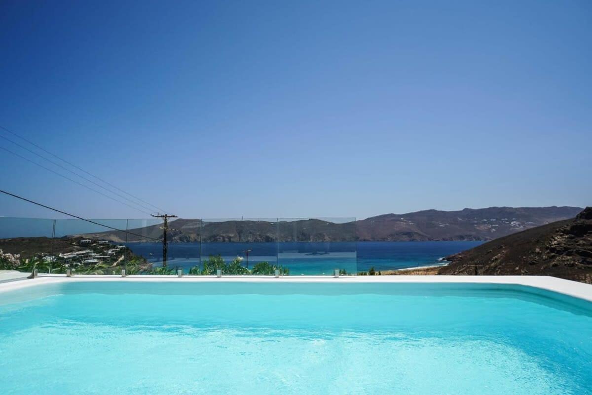 Mykonian Exclusive 3bd With Private Pool Villa
